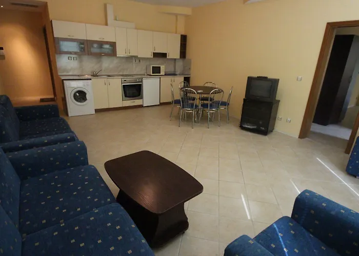 Menada Midia * 阳光海滩