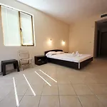 Menada Midia Slăntjev Brjag