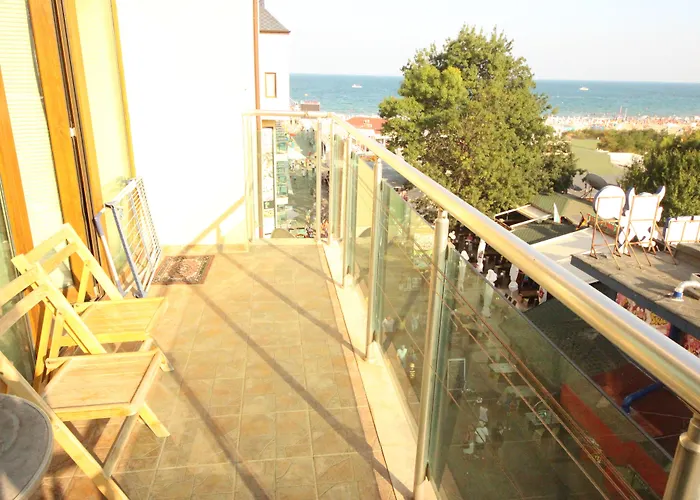 아파트 Menada Midia *