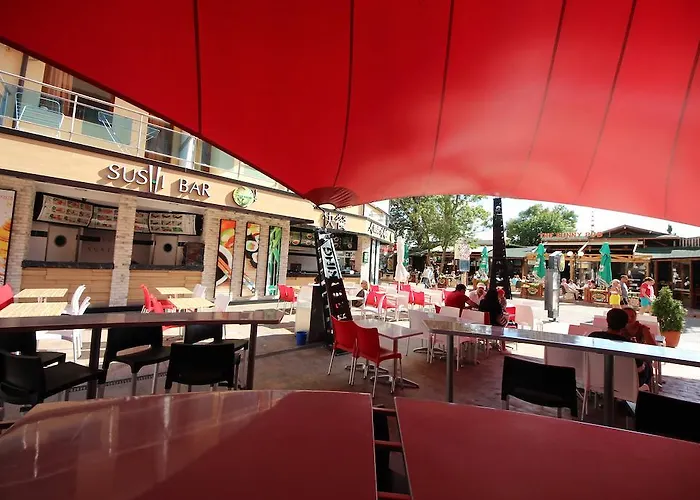 Menada Midia 써니비치