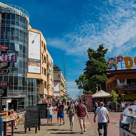 Menada Midia Apartamento