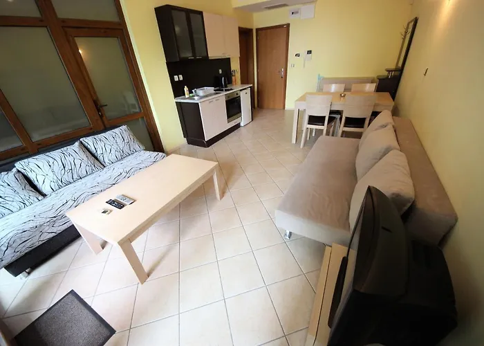 менада мидия