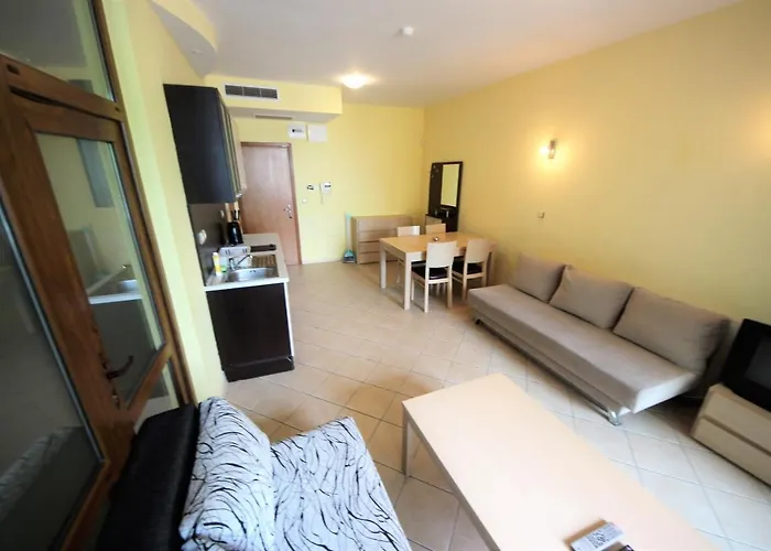 Apartmán Menada Midia *