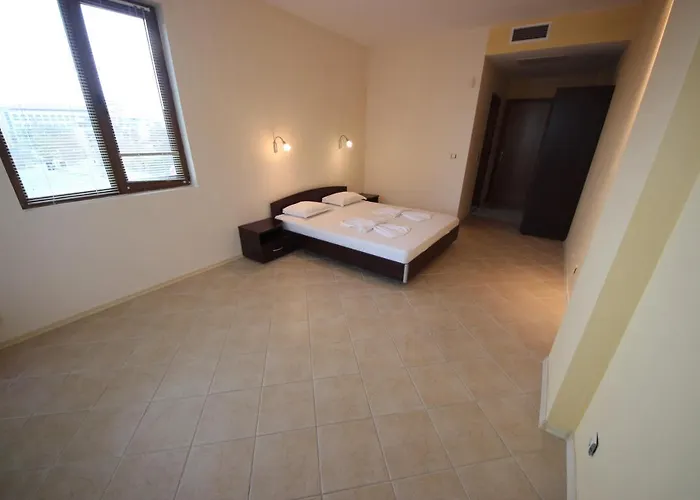 менада мидия