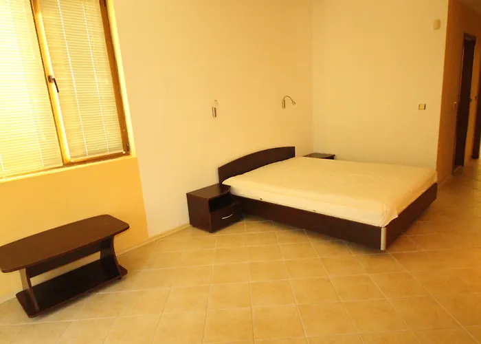 менада мидия