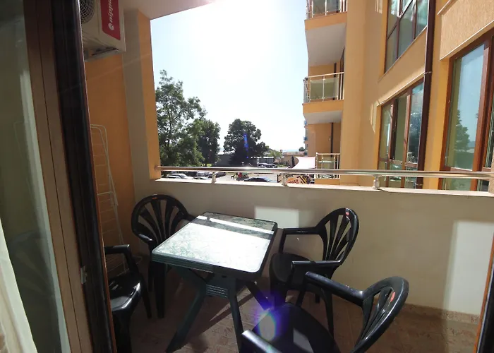 Apartmán Menada Midia *