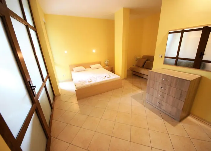 Menada Midia Appartement *